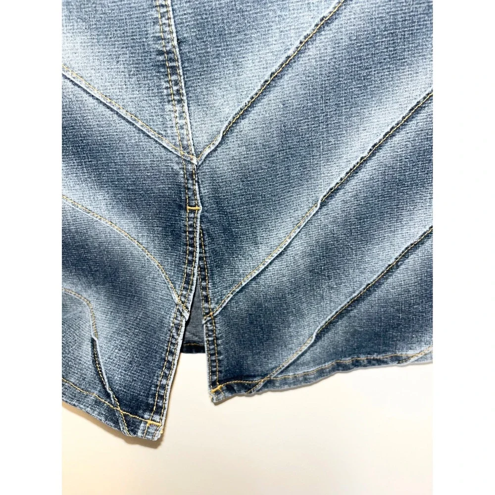 London Blue Vigoss Jeans Denim Skirt Dark Wash Paneled Chevron Y2K Cyber Grunge‎